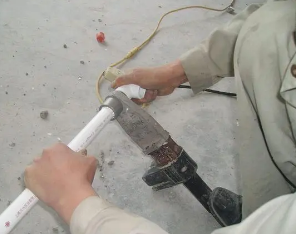 番禺漏水维修电话